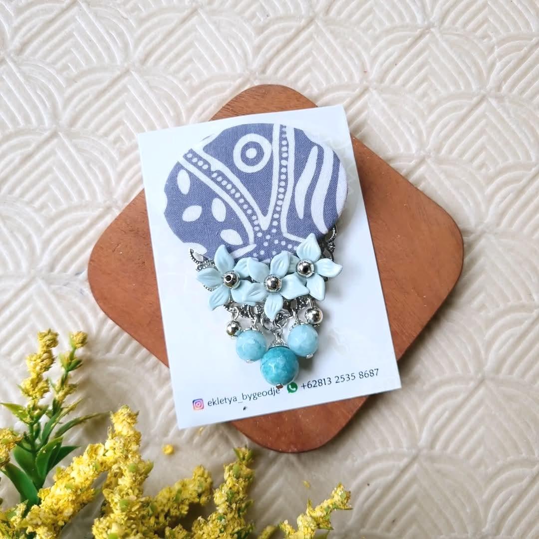 Bros kebaya/hijab batik bunga etnik handmade - hitam 2